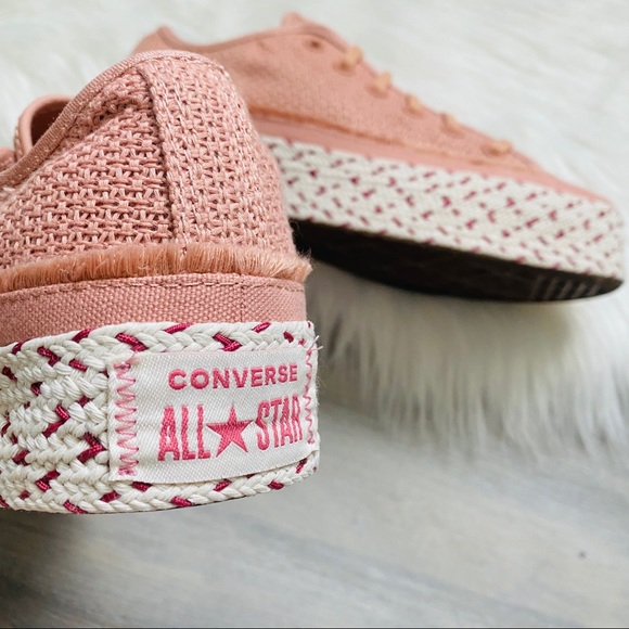 NWT Converse Chuck Taylor All Star Low Top Women’s - Picture 9 of 10